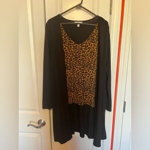 Black cape with Leopard 🐆 Print shirt built in!